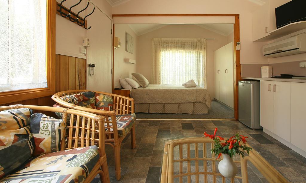 Chalet Swisse Spa Malua Bay Bagian luar foto