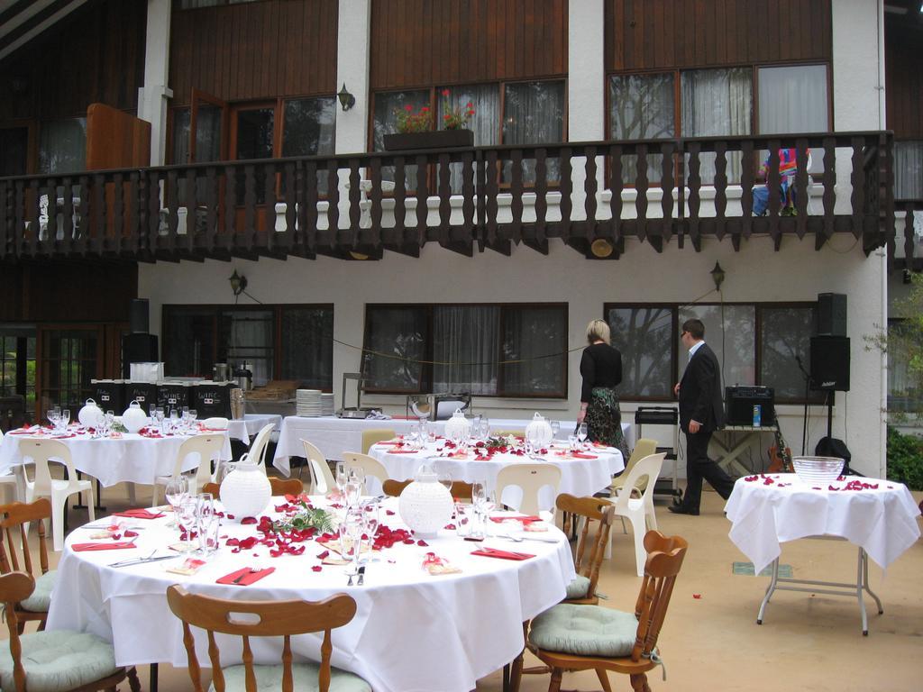 Chalet Swisse Spa Malua Bay Bagian luar foto